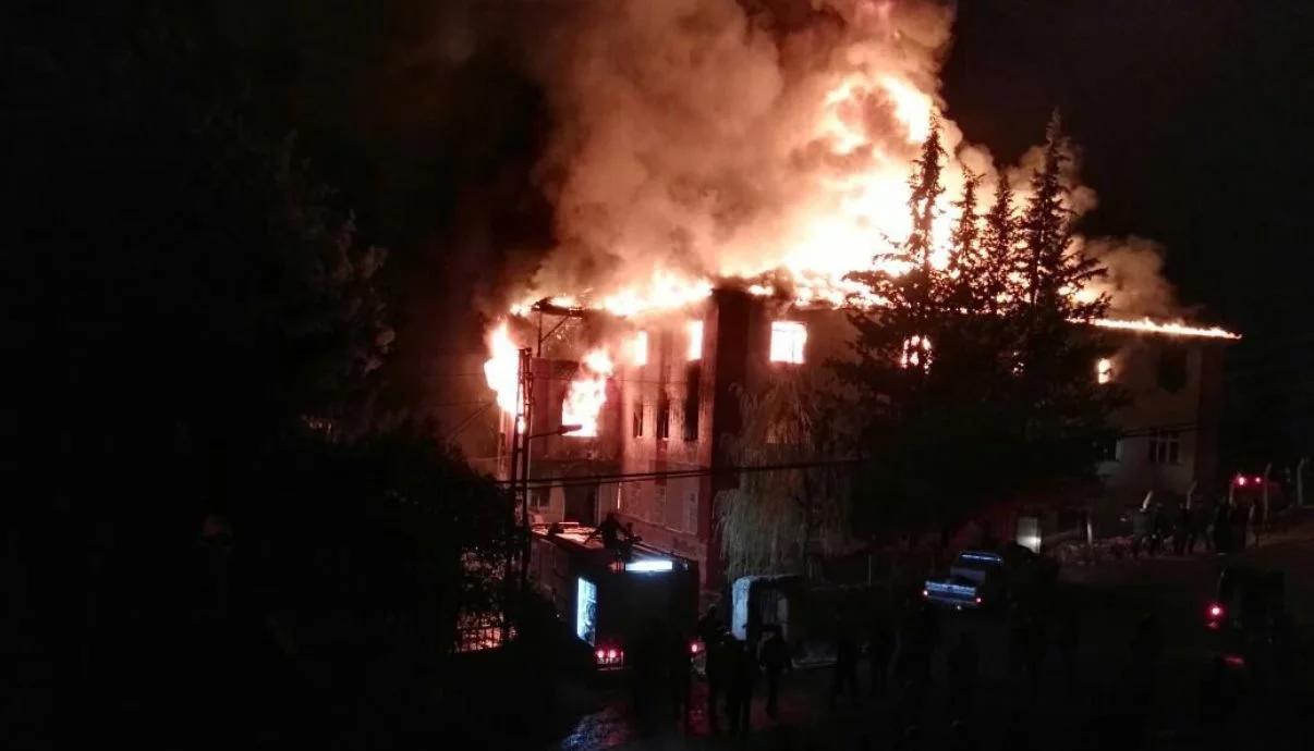 Tragiczny pożar internatu dla dziewcząt w Turcji. Wiele ofiar