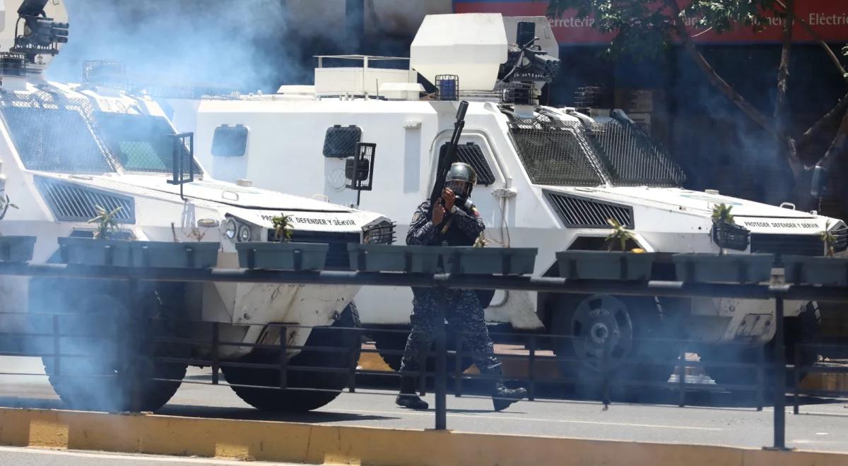 Demonstracje w Wenezueli, starcia, ranni. USA: Maduro musi odejść