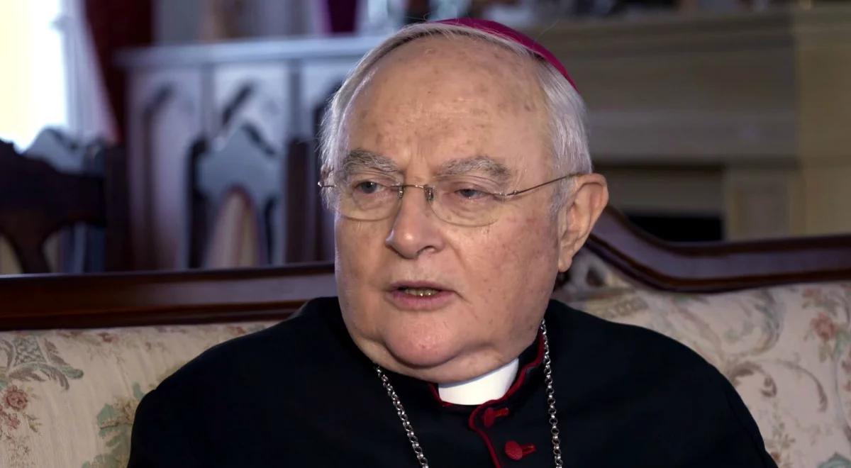 Świąteczne życzenia abp. Henryka Hosera. "Niech obumiera zło, a zmartwychwstaje w nas dobro"