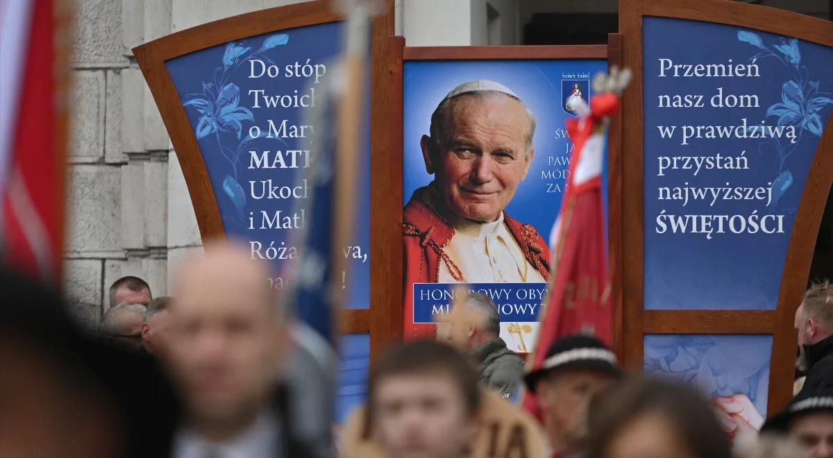 Organizatorki marszu papieskiego o nauce Jana Pawła II. "Kochając człowieka, stawiał mu zadania"