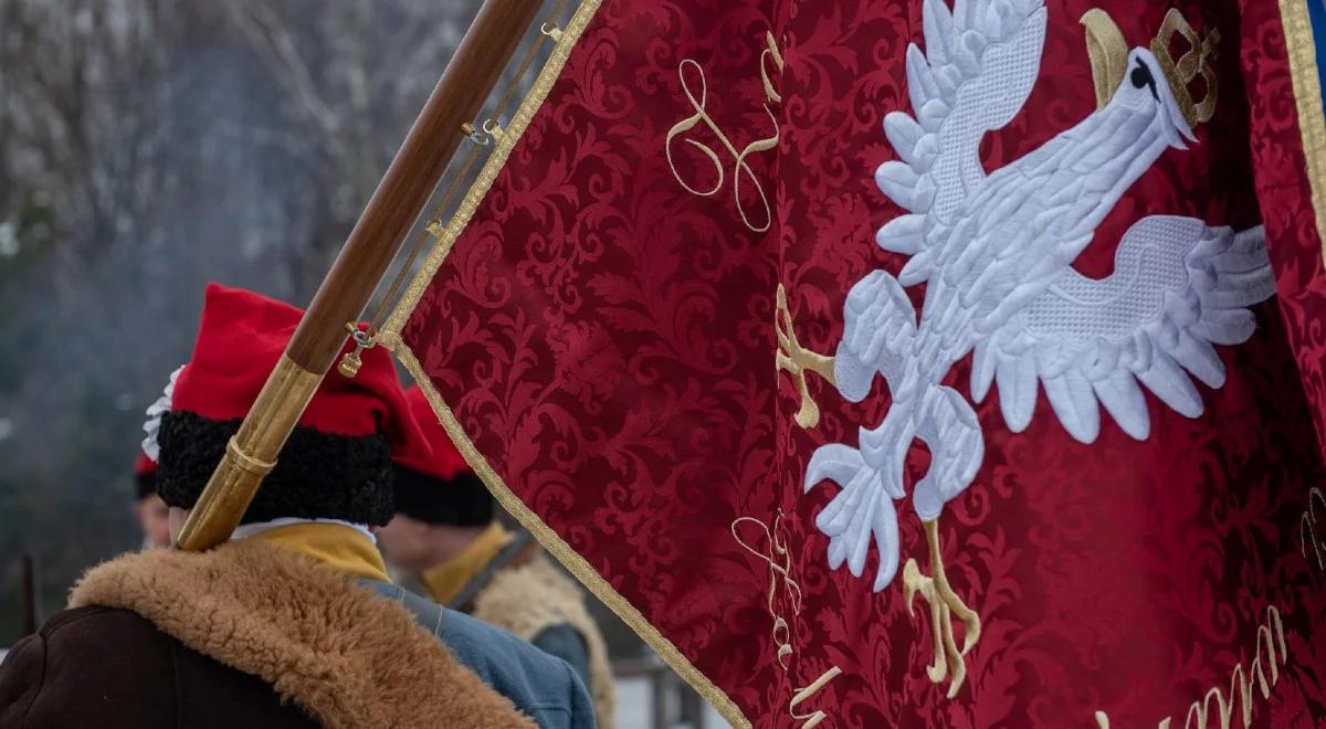Olsztyn złożył hołd powstańcom styczniowym. Szef MON: pamięć o bohaterach to ważny element etosu żołnierzy