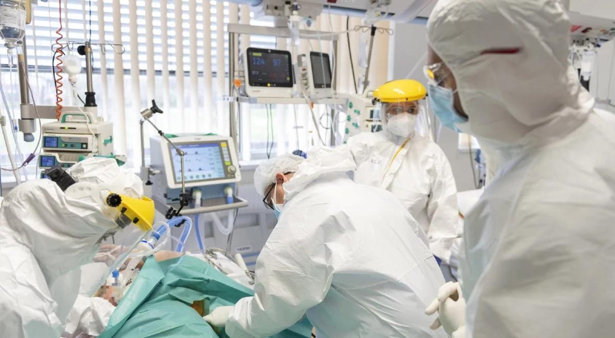 Ponad 12 tysięcy zakażeń i ponad 200 zgonów. Nowe dane Ministerstwa Zdrowia