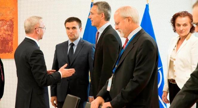 Sondaż: Ponad połowa Ukraińców chce wejść do NATO i Unii Europejskiej