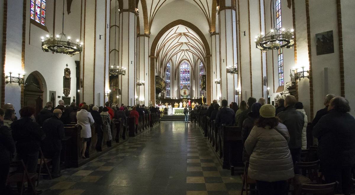 Abp Henryk Hoser o Wielkiej Niedzieli: to święto niekończącego się życia człowieka [WIDEO]