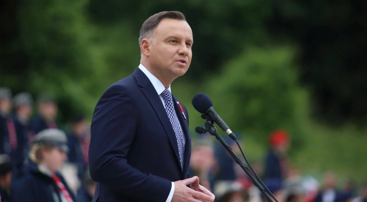 Sondaż prezydencki: Donald Tusk byłby bez szans w starciu z Andrzejem Dudą