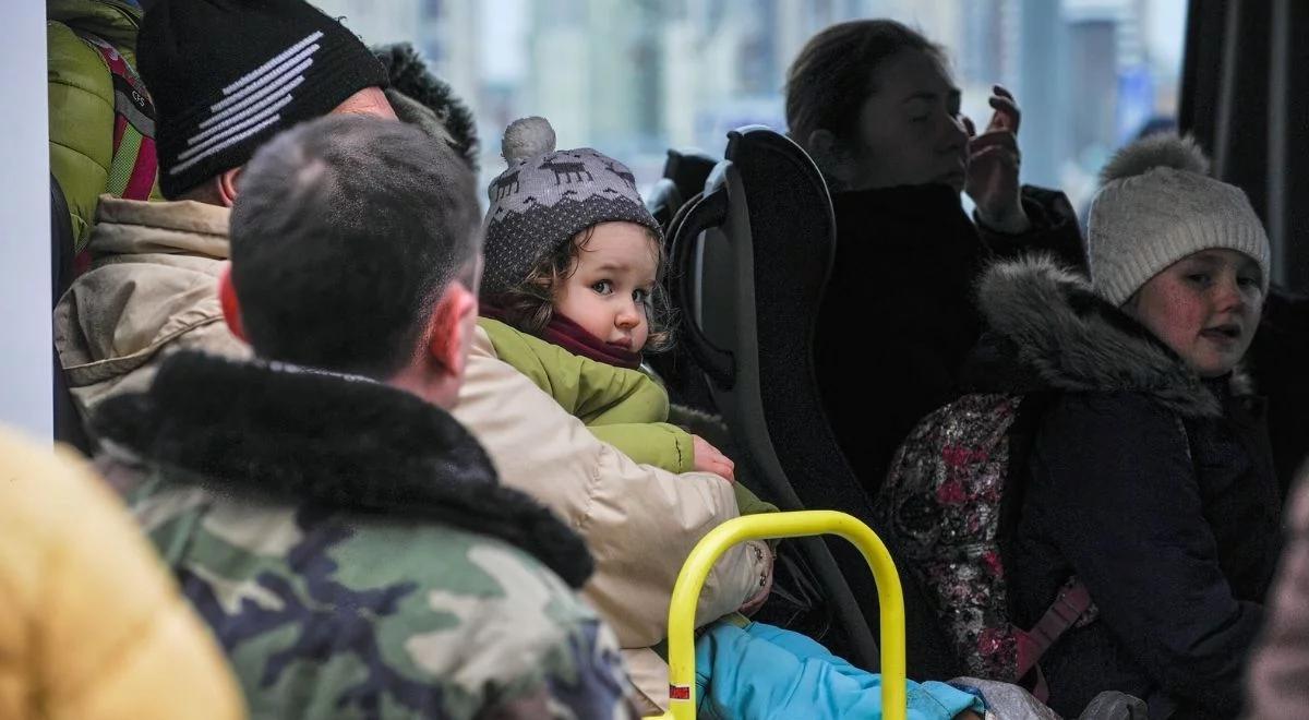 Korytarze humanitarne na Ukrainie. Rozpoczęła się ewakuacja ludności z Sum