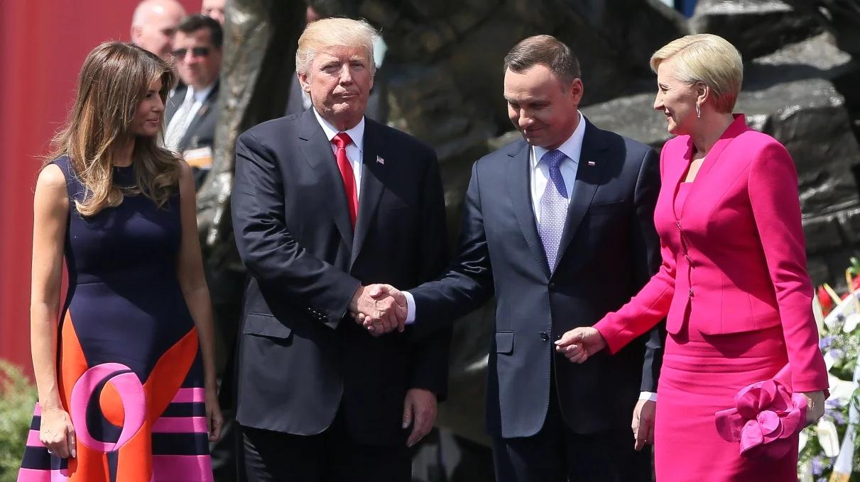 Pierwsza dama nie podała ręki prezydentowi USA? Andrzej Duda: walczmy z "fake newsami". Moja żona uścisnęła rękę Donalda Trumpa