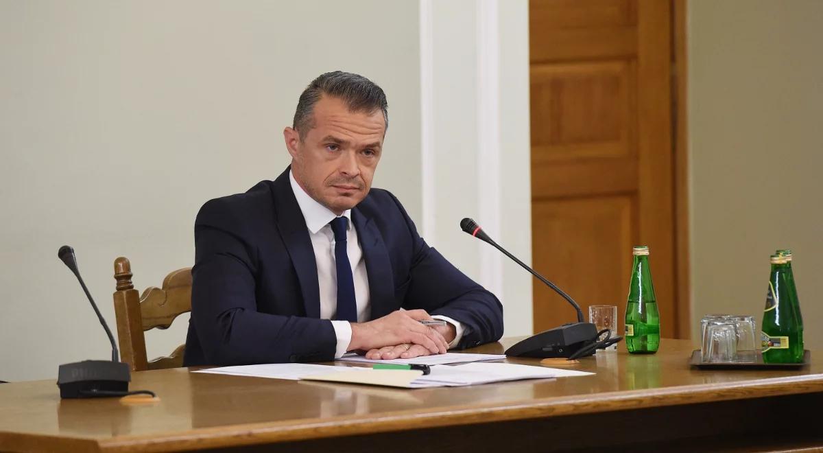 Sławomir Nowak prawie osiem godzin zeznawał przed komisją ws. Amber Gold