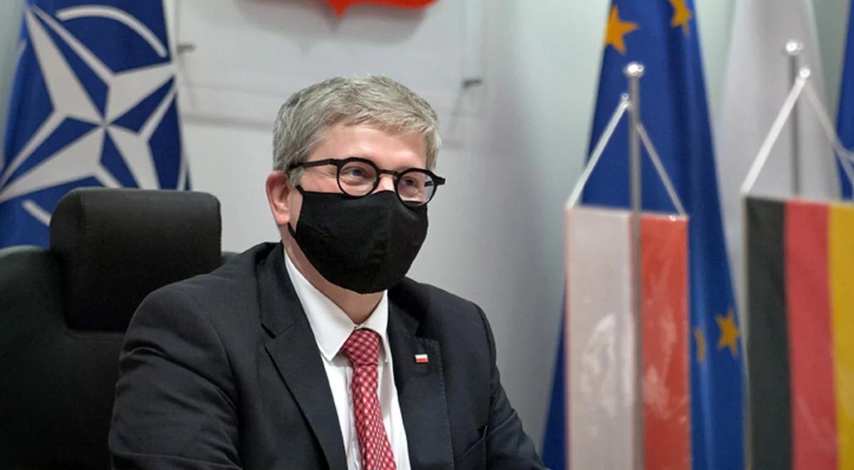 "Akcja na pewno zrobiła dobre wrażenie". Soloch o szczepieniach pracowników NATO polskimi dawkami
