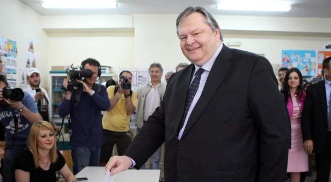 Grecki minister finansów "wybuczany" przy urnie