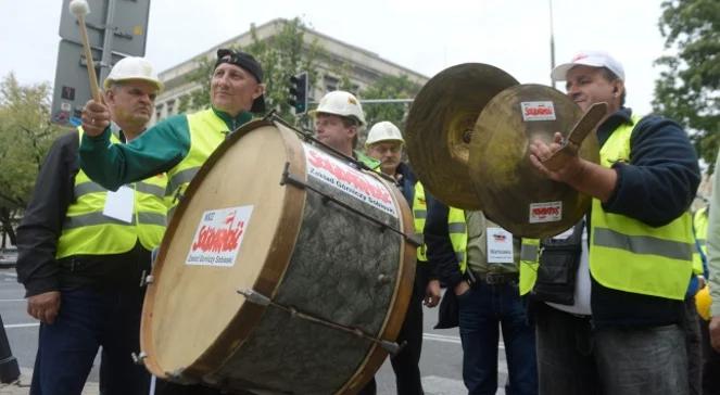 Nałęcz: protesty to nie cena a przymiot wolności