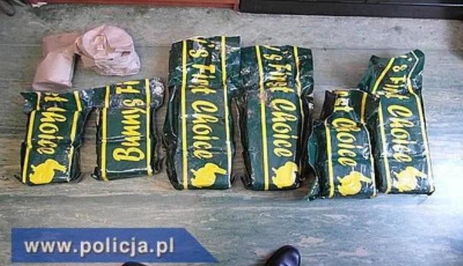Wpadł handlarz narkotyków. Policja przejęła 161 tys. działek amfetaminy