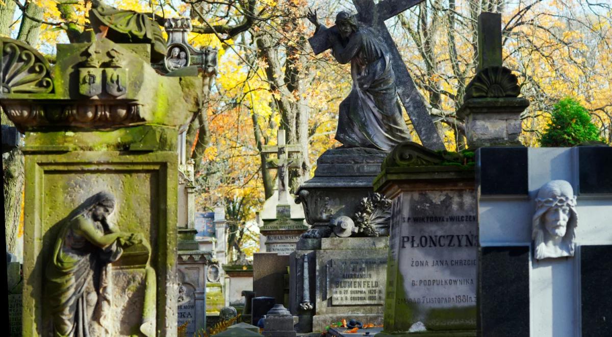 Wszystkich Świętych, Zaduszki - jaka jest geneza Dnia Zmarłych?