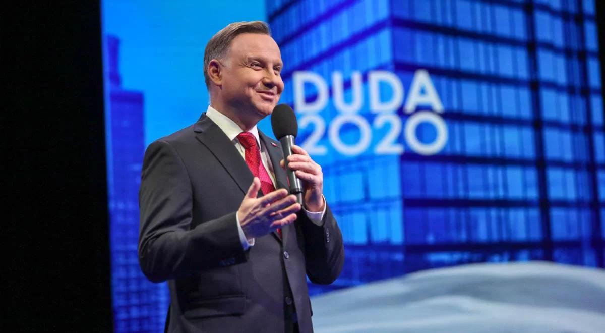 Prezydent liderem. Andrzej Duda pokonałby w II turze Rafała Trzaskowskiego