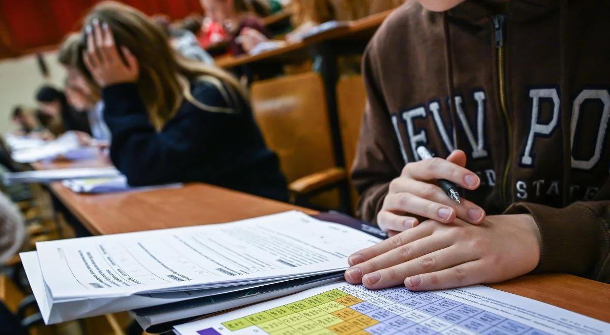Próbne egzaminy maturzystów i ósmoklasistów [HARMONOGRAM]