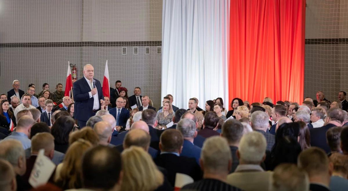 "Reakcja rządu była natychmiastowa". Jacek Sasin o spadku cen zboża