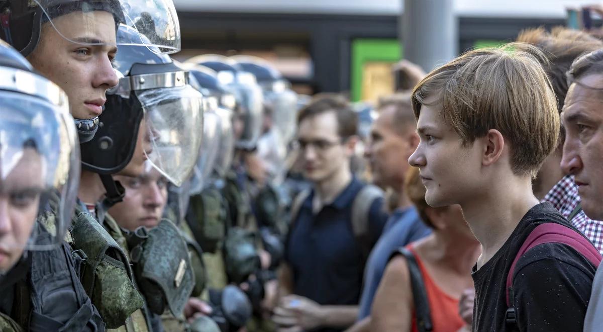 Represje, brutalność policji. W tym kraju najczęściej łamane są prawa człowieka