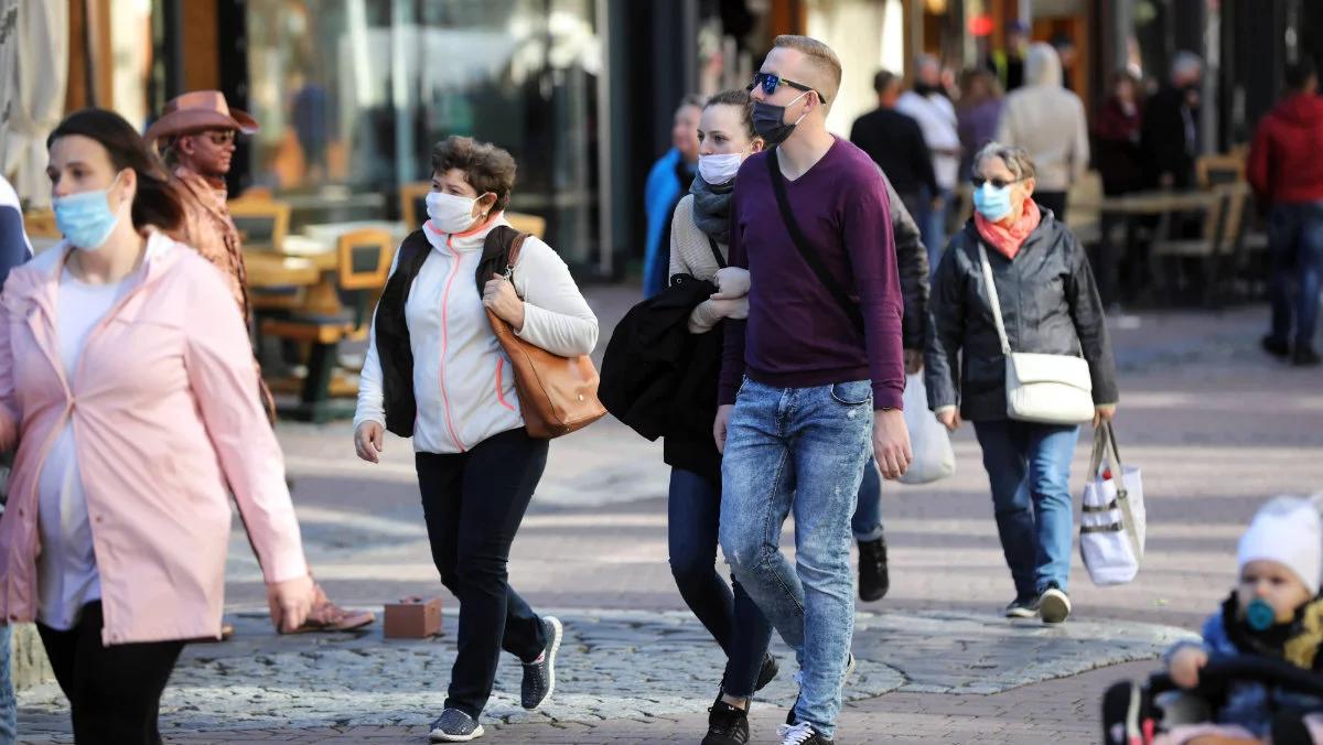 "Będziemy je zdecydowanie egzekwować". Dworczyk o przepisach związanych z pandemią