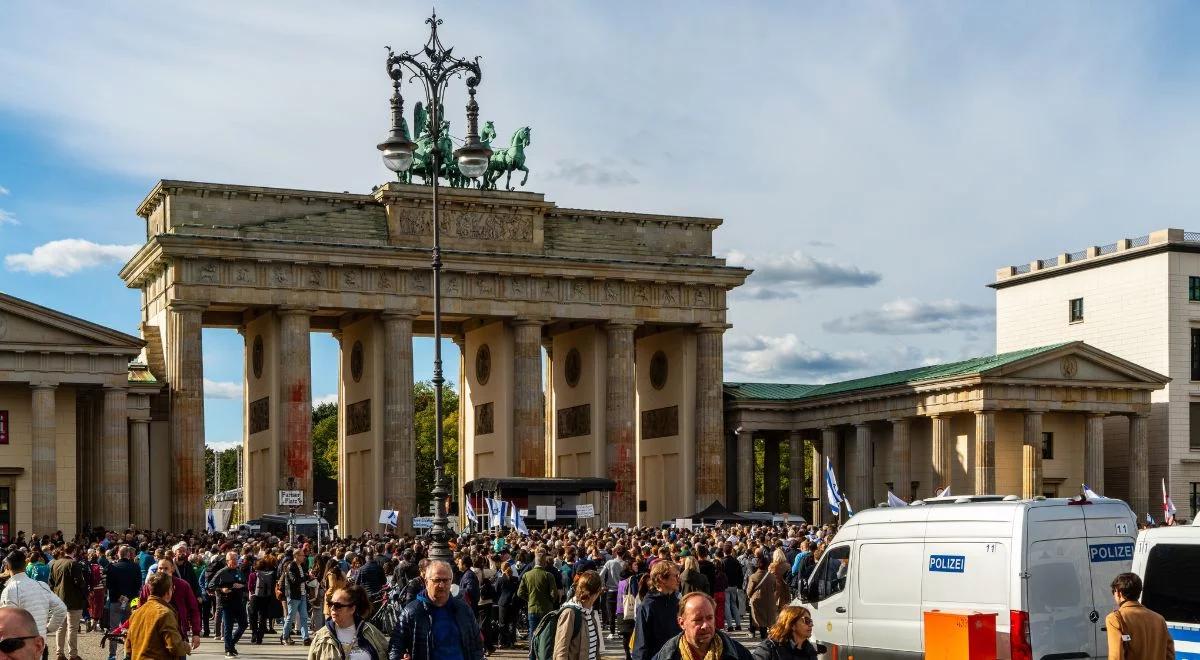 Fala antysemityzmu w Niemczech. 500 policjantów będzie pilnowało żydowskich instytucji