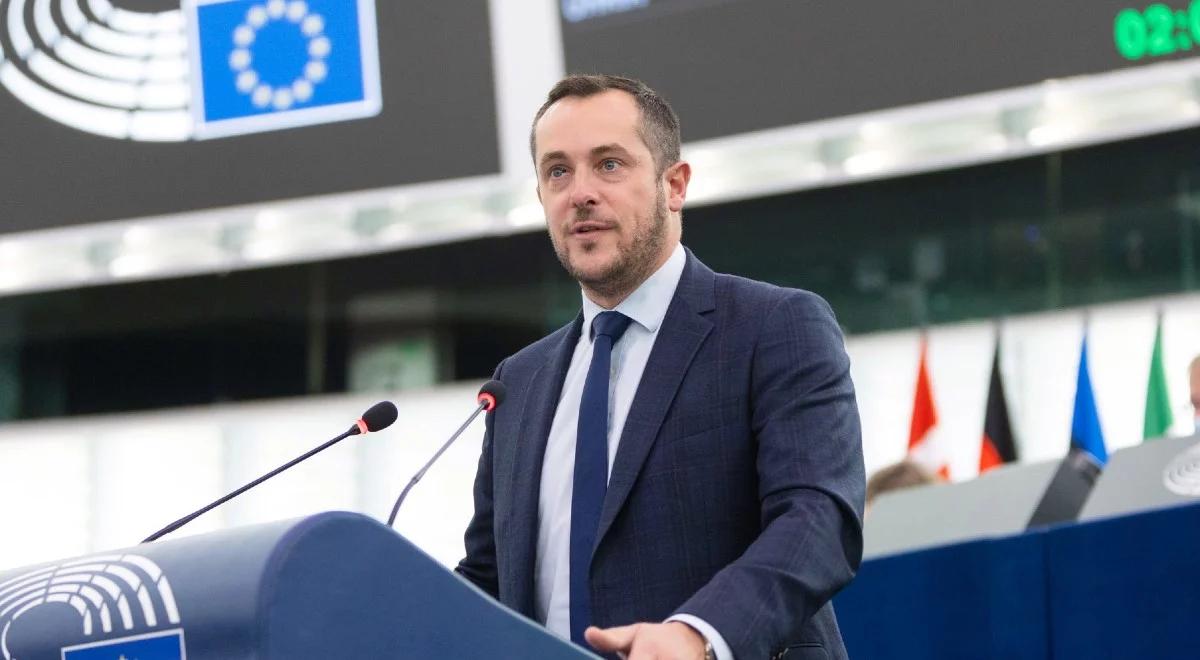 Francuski poseł: działania Brukseli wobec Polski przypominają trochę stalinowski proces