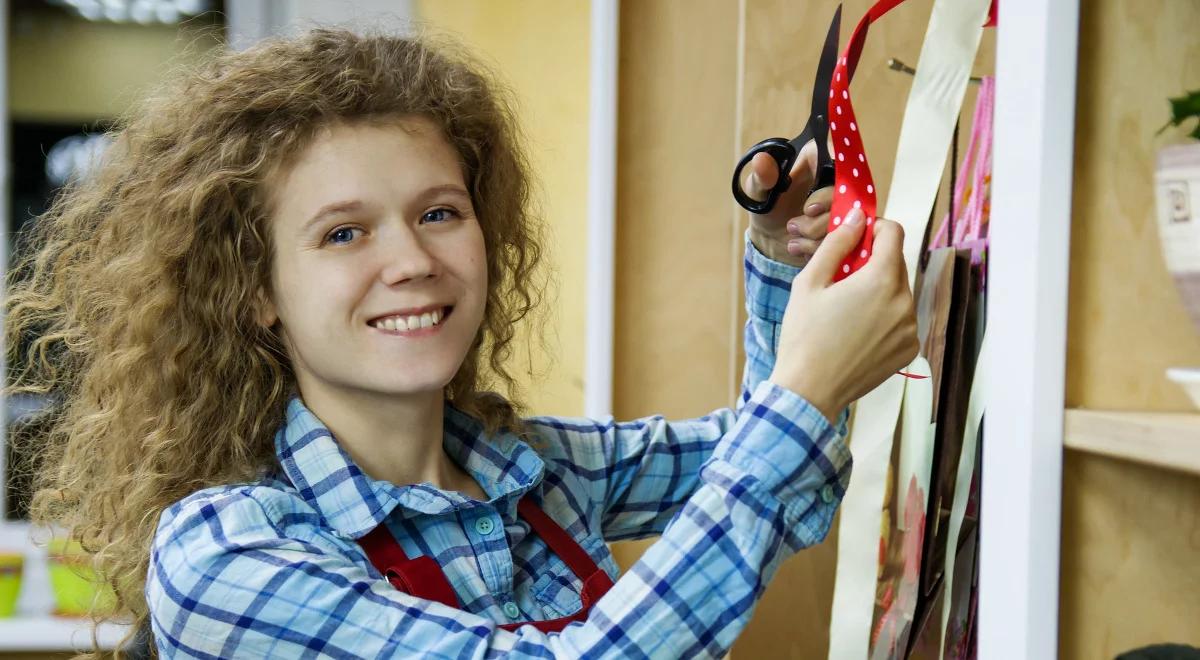 4 mln Polek zdolnych do pracy, bez pracy. I jej nie szuka. Dlaczego? 