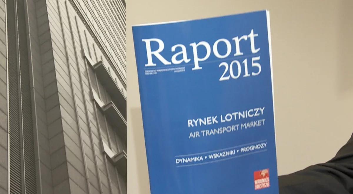 Raport: rynek lotniczy w 2015 r.