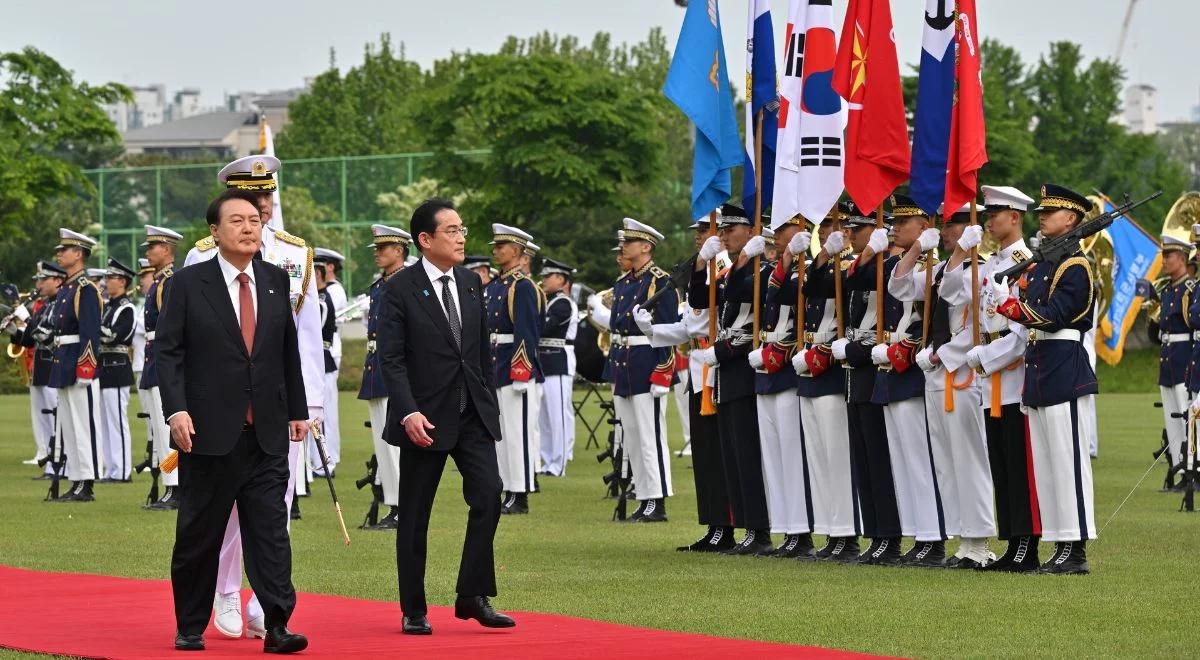 Na tę wizytę trzeba było trzeba czekać kilkanaście lat. Premier Japonii w Korei Południowej