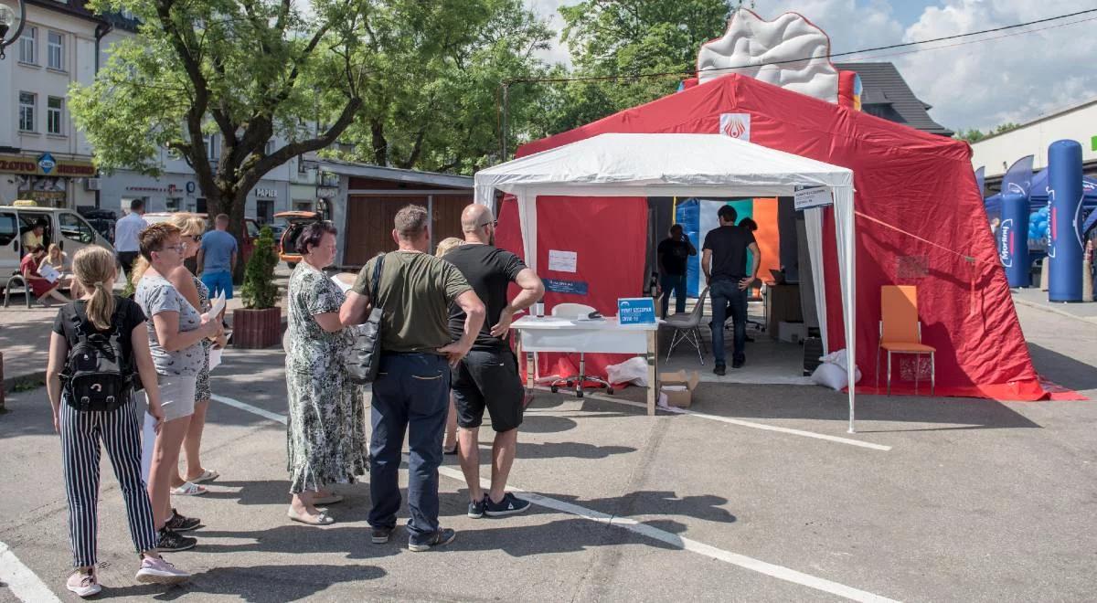 Pracodawca powinien móc sprawdzić, czy jesteśmy zaszczepieni? Pomysł popiera ponad 60 proc. Polaków