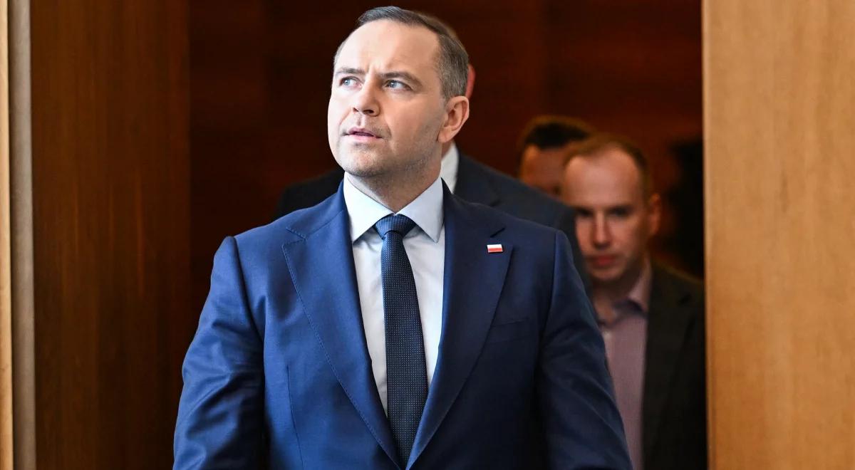 Wiadomo, od kogo Nawrocki przejął mieszkanie. Pan Jerzy przebywa w DPS-ie