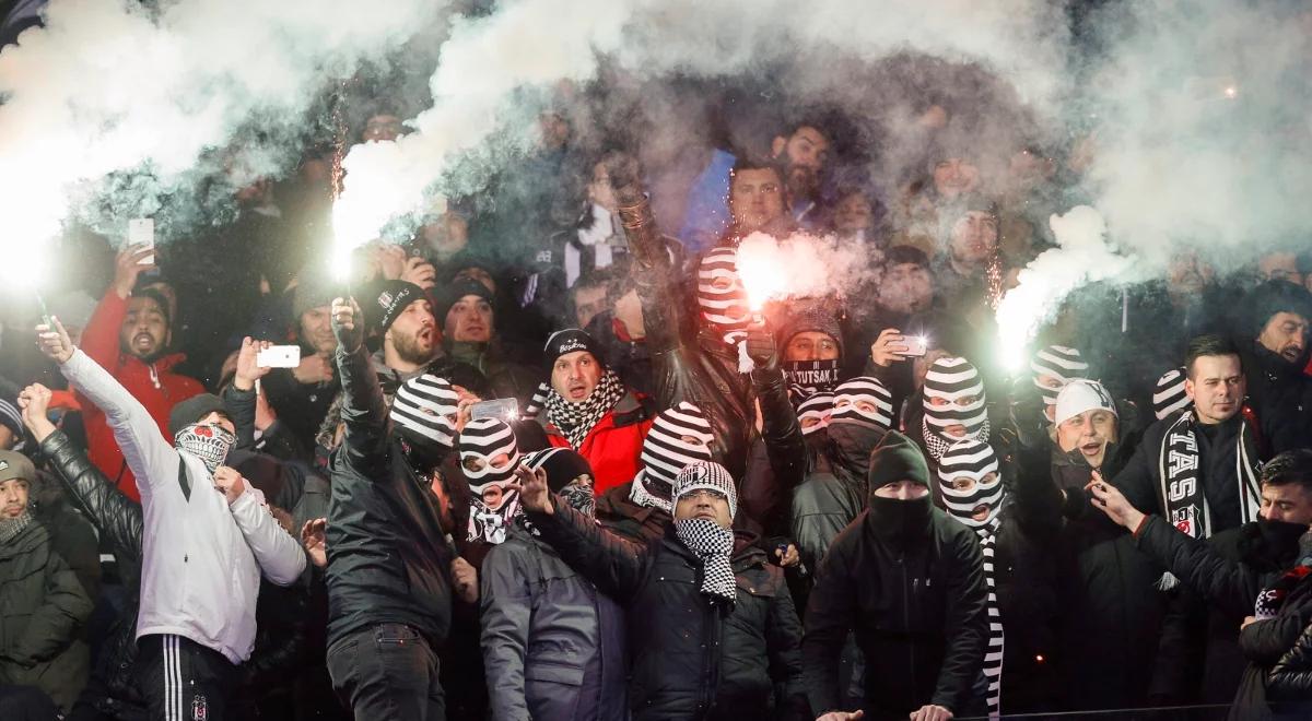 Liga Mistrzów: masowe bójki kibiców przed meczem Dynama z Besiktasem
