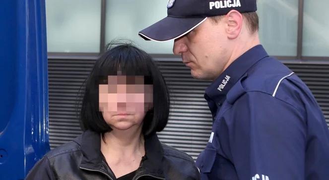 31 zwierząt w ciasnej klatce. Prezes fundacji usłyszała zarzut