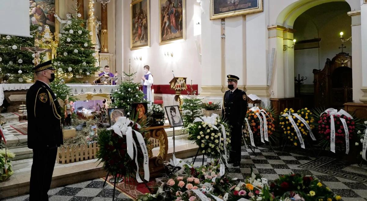 Ostatnie pożegnanie Marii Koterbskiej. "Odeszła wielka dama polskiej piosenki"