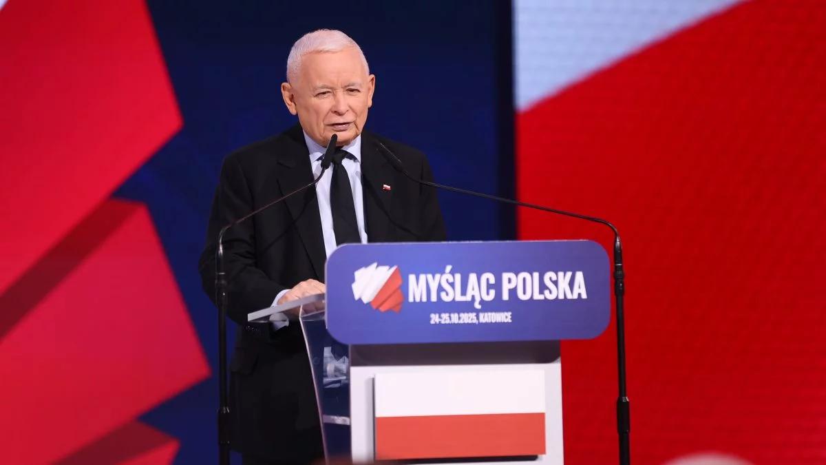 500 plus dla każdego to realnie 111 zł dla pracujących i emerytów. I VAT 30%
