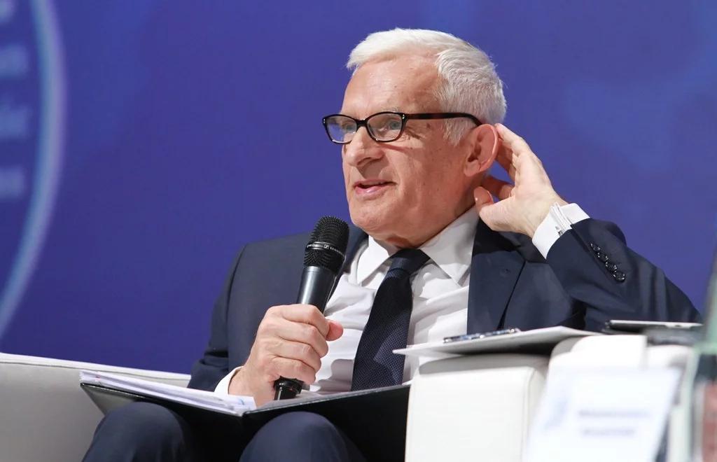 Buzek: pod względem innowacyjności pozycja Polski nie odpowiada jej możliwościom