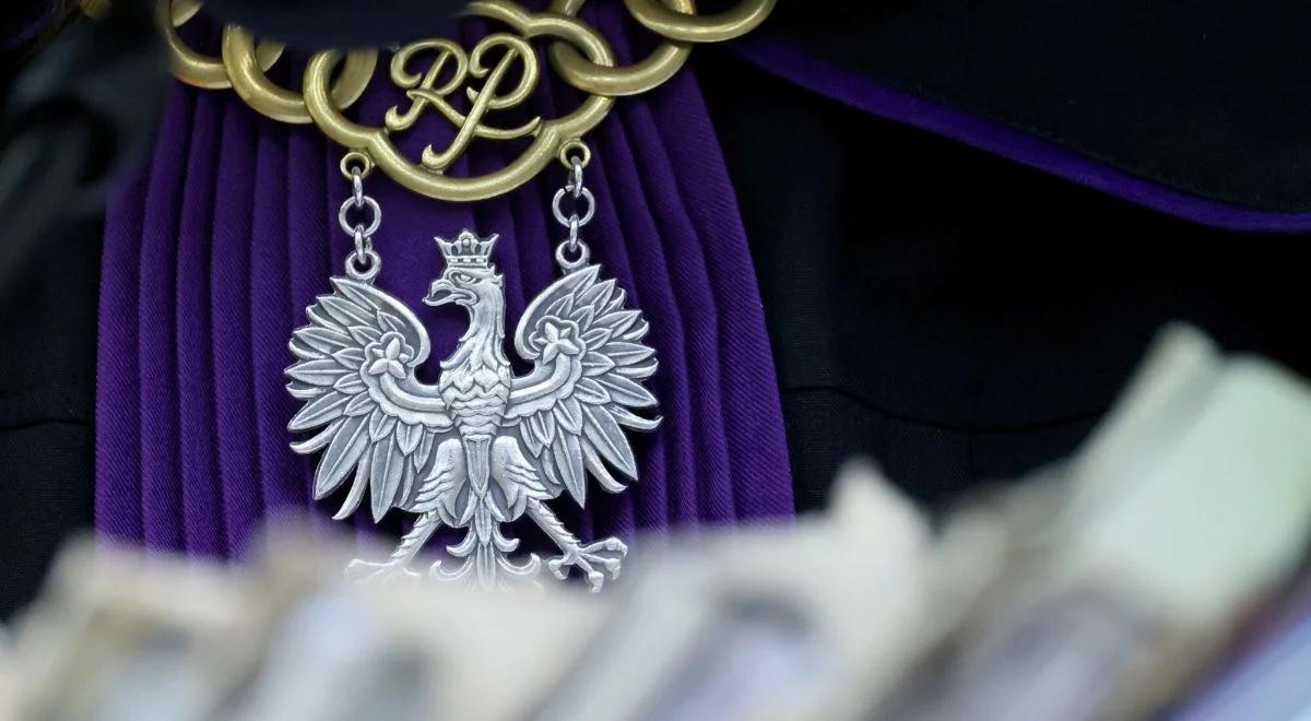 Sprawa sędziego Rafała Lisaka umorzona. Chodzi o odpowiedzialność dyscyplinarną za orzeczenie