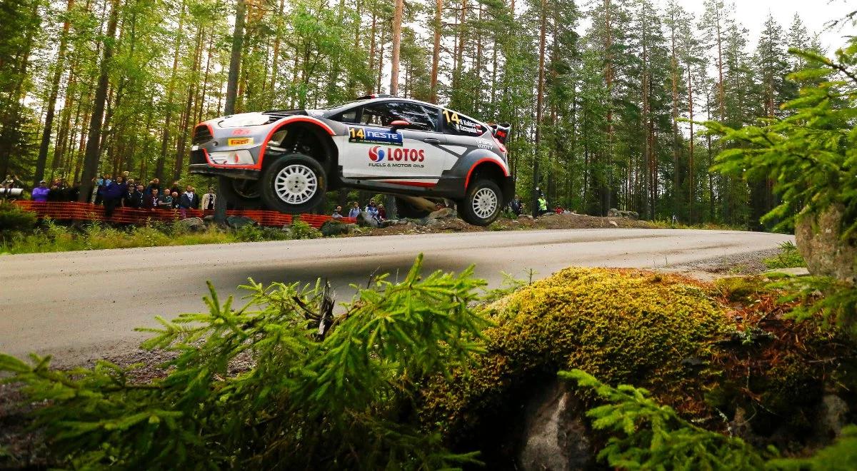 Rajd Finlandii: Latvala wciąż liderem, Kubica wrócił na trasę