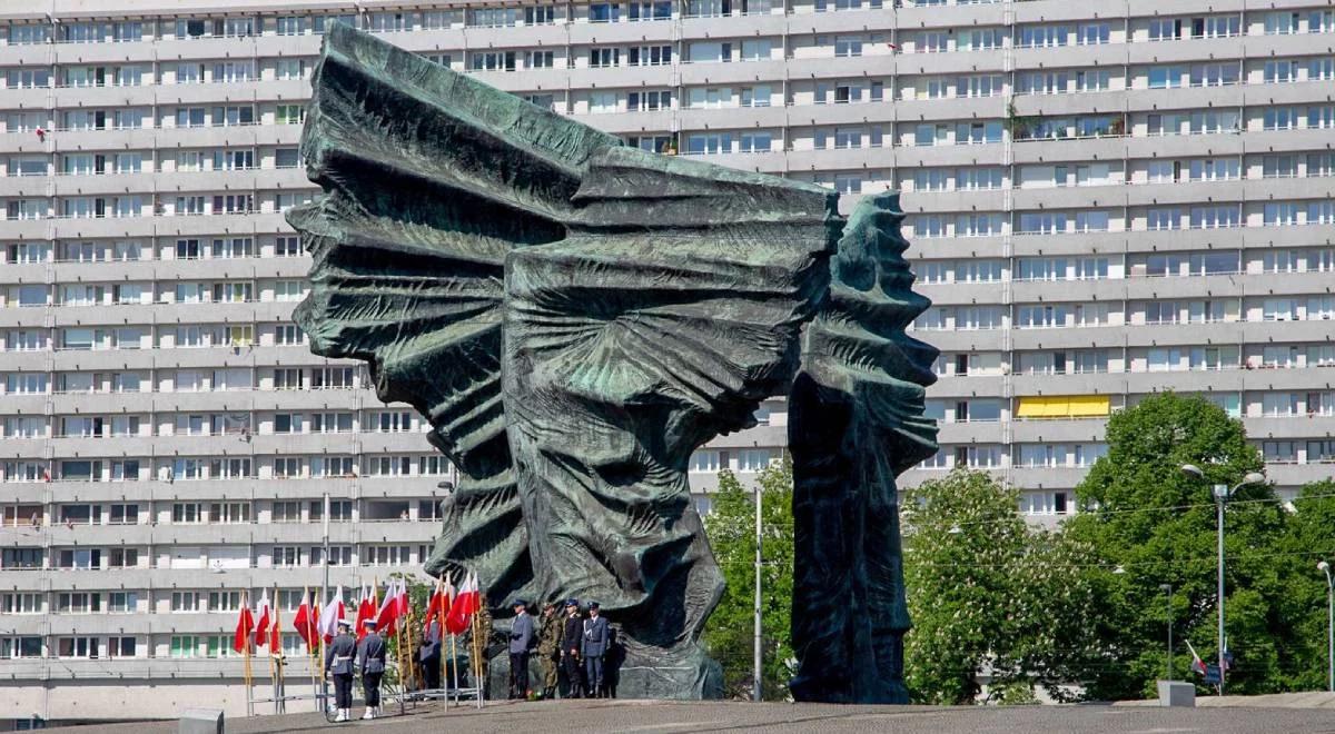 "Niezwykle harde i zdeterminowane". Dr Paweł Parys o kobietach w Powstaniach Śląskich