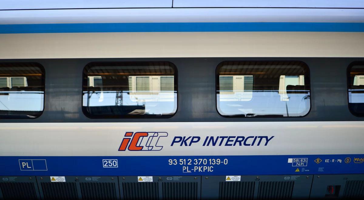 Zarząd PKP Intercity rozstrzygnął przetarg ws. zakupu 300 wagonów. Wartość  to 4 mld zł