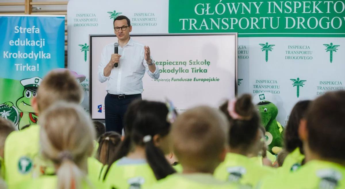 Premier Morawiecki: inwestujemy w bezpieczeństwo na drogach, zmniejszyliśmy liczbę wypadków