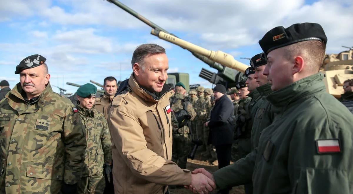 "Dowód na dbanie o bezpieczeństwo ojczyzny". Andrzej Duda wspiera polskie firmy zbrojeniowe