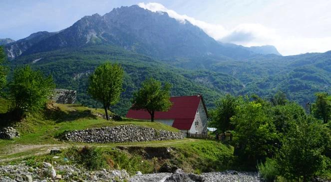 Albania, kraina dziewiczej natury i bunkrów