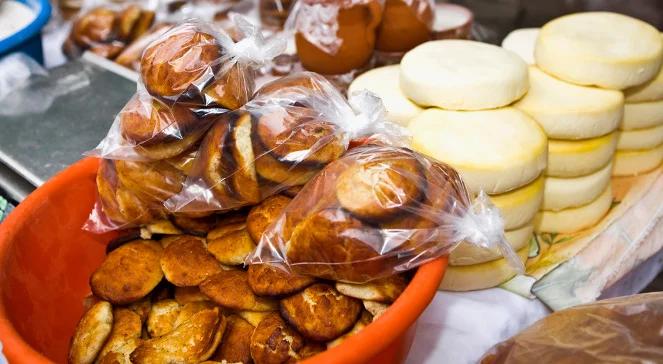 Miliony ton żywności na śmietniku. Wielka Brytania chce to zmienić