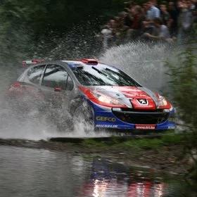 Kubica na podium rajdu Antibes