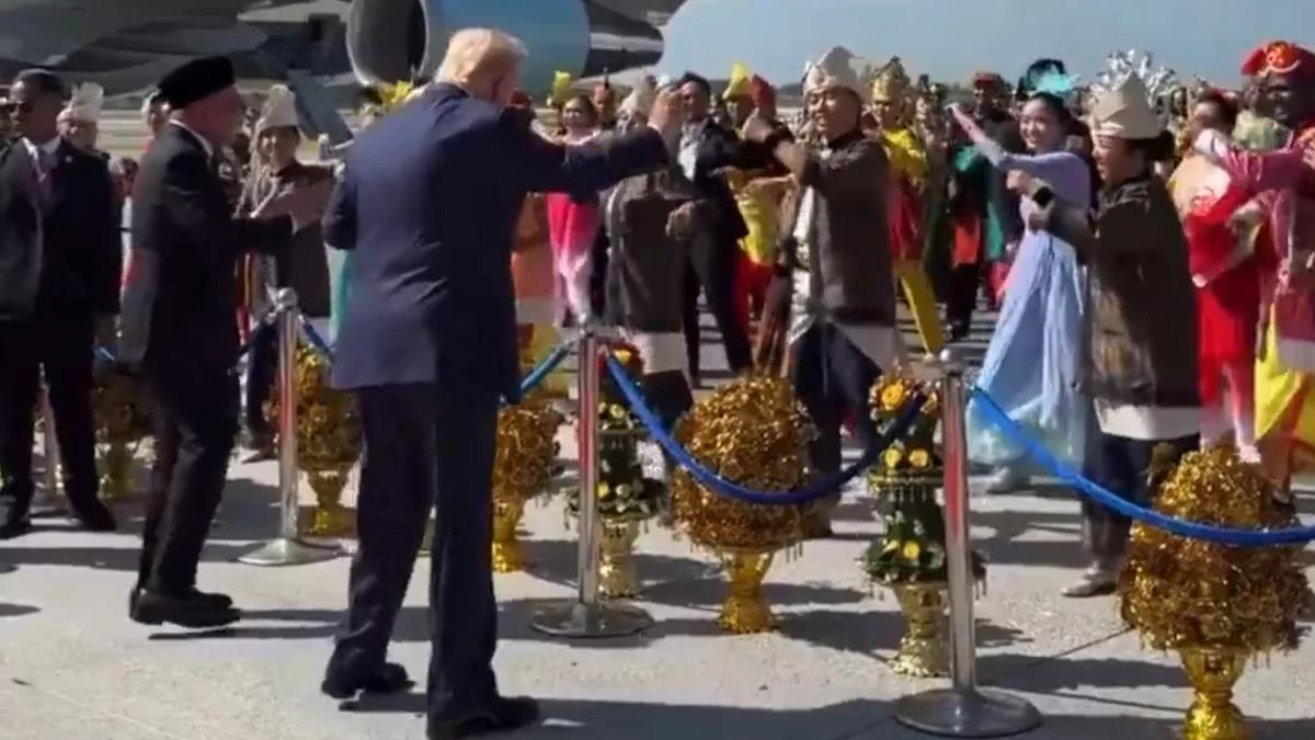 Trump zaskoczył na szczycie w Malezji. Nagle zaczął tańczyć