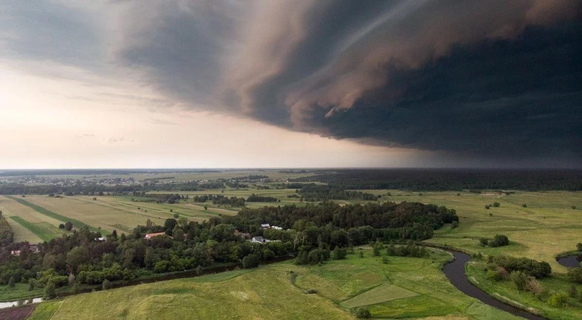Przelotne opady deszczu, częściowe zachmurzenie. Zobacz, jaka pogoda Cię czeka
