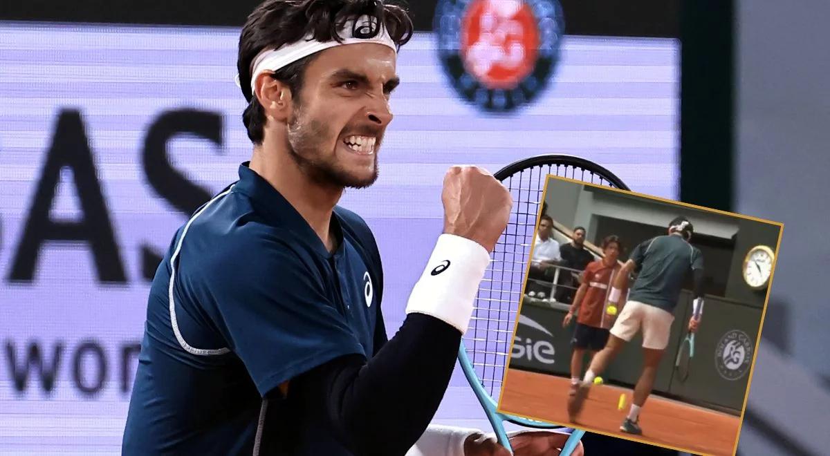 Djoković za coś takiego wyleciał z US Open. Skandal na Roland Garros 