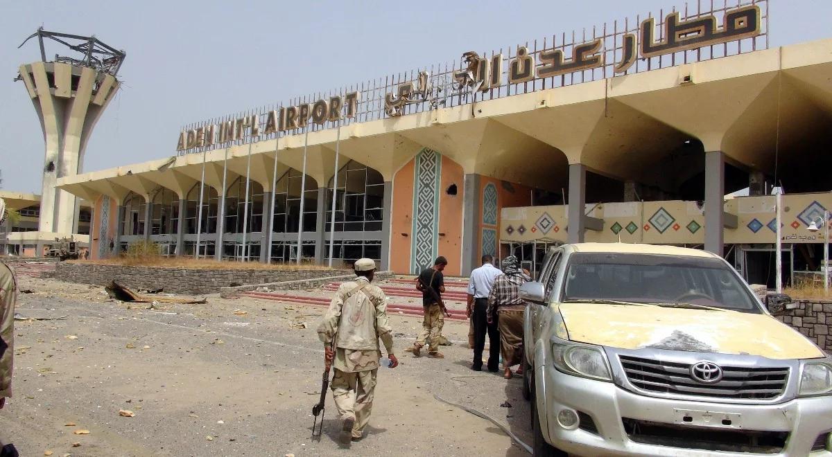 Zamach na lotnisku w Jemenie. Rośnie liczba zabitych i rannych