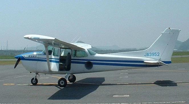 Wielka Brytania: pilot zasłabł podczas lotu, wylądować musiał pasażer