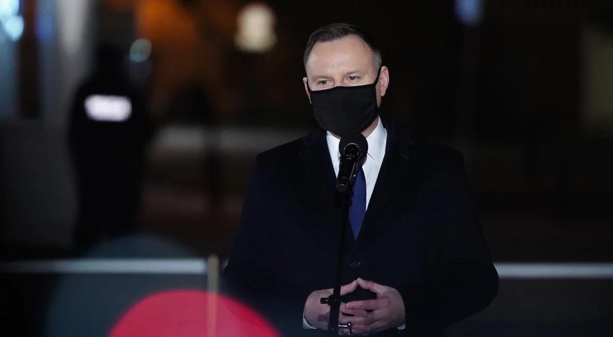 Pożar w domu opieki w Charkowie. Prezydent: łączymy się w bólu i modlitwie