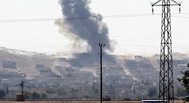 Czarne flagi nad Kobane. "Miasto wkrótce upadnie"